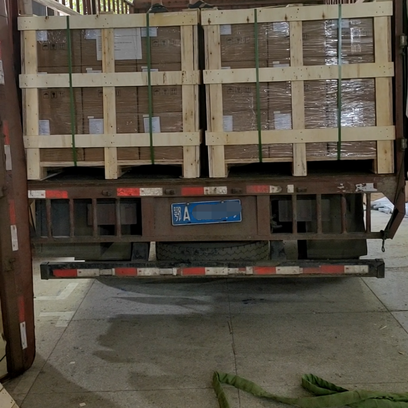 發(fā)貨現(xiàn)場(chǎng) 發(fā)貨現(xiàn)場(chǎng)